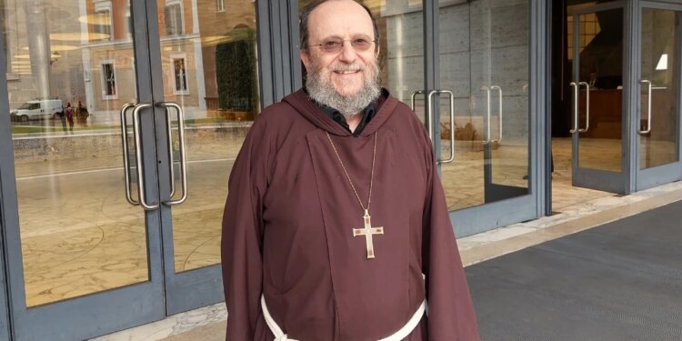 Catholic leader promotes interfaith unity through charity work in Yemen