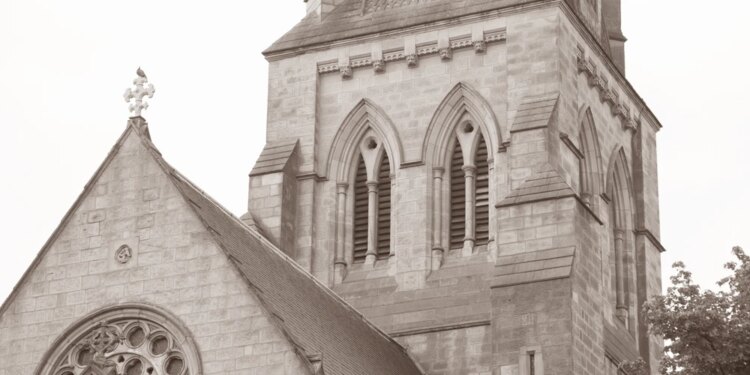 UK bishop responds to report showing many Catholics reduced Mass attendance due to sex abuse crisis