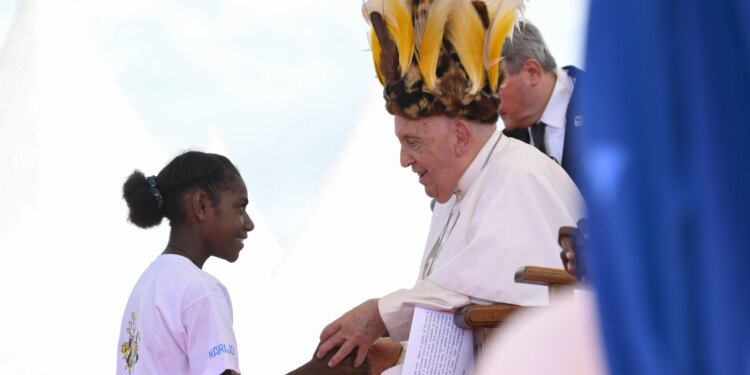 Pope Francis in Papua New Guinea: Put love before superstition, fear