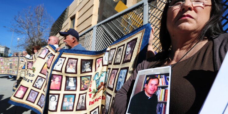 Survey: Alleged abuse of minors has cost U.S. Church $5 billion over 20 years