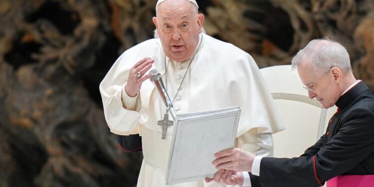 Pope: Like Mary, respond to God’s love with action