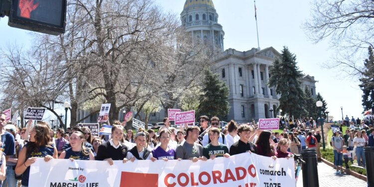 More than 3,500 gather for Colorado March for Life