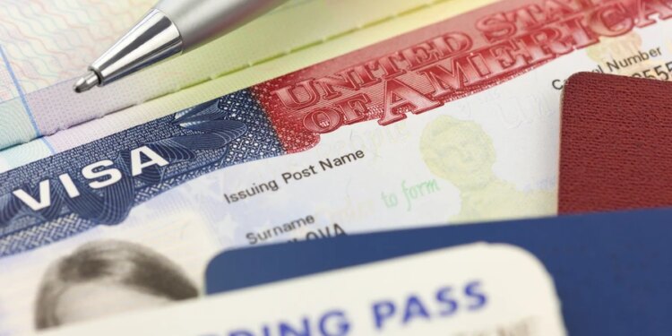 Boston Archdiocese urges priests with visas to refrain from international travel