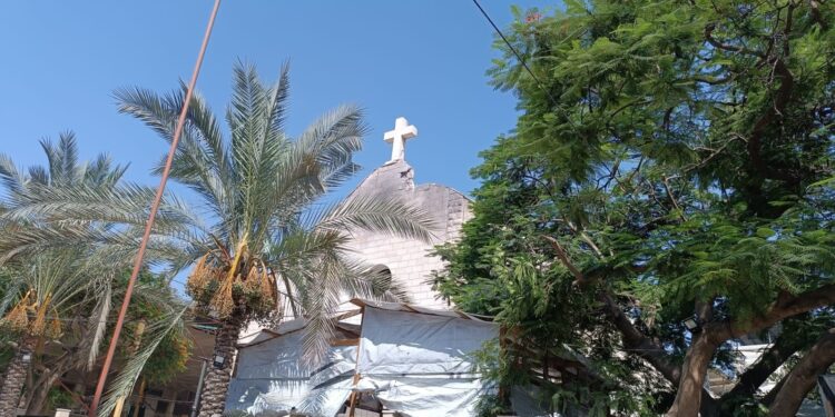 Pope calls for ceasefire, dialogue, peace after church hit in Gaza