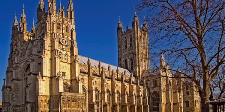 Historic Mass celebrated by papal nuncio at Anglican cathedral in rare event