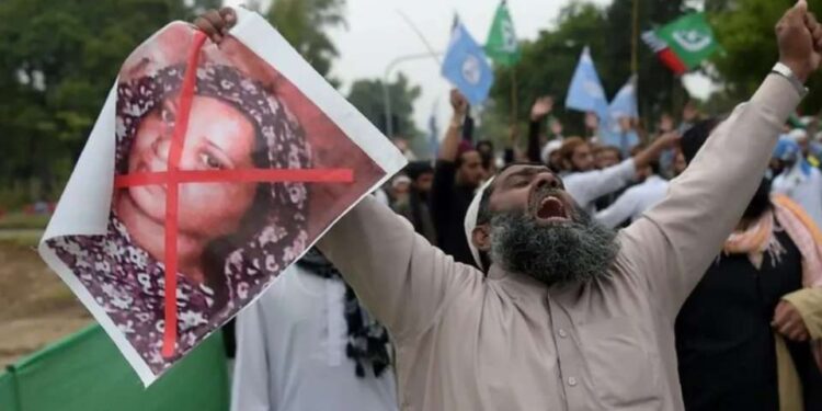 Pakistani families to challenge ‘fake blasphemy’ probe suspension