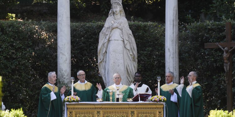 Pope Leo XIV celebrates Mass for creation with Latin prayers in Castel Gandolfo gardens