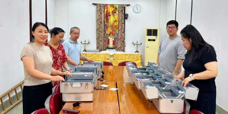 Church in China adopts measures to beat the heat