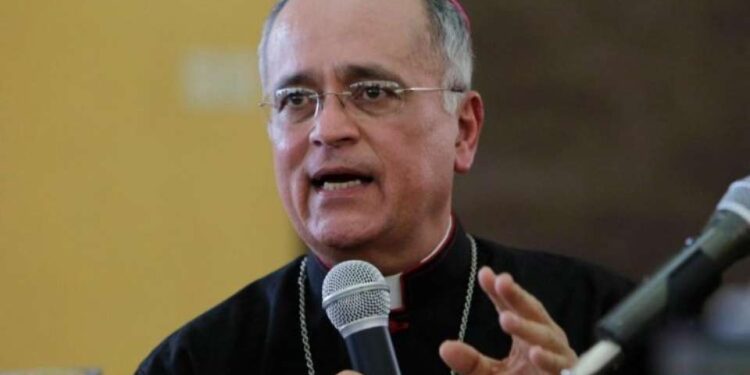 Exiled bishop honors brave Nicaraguans fighting for justice