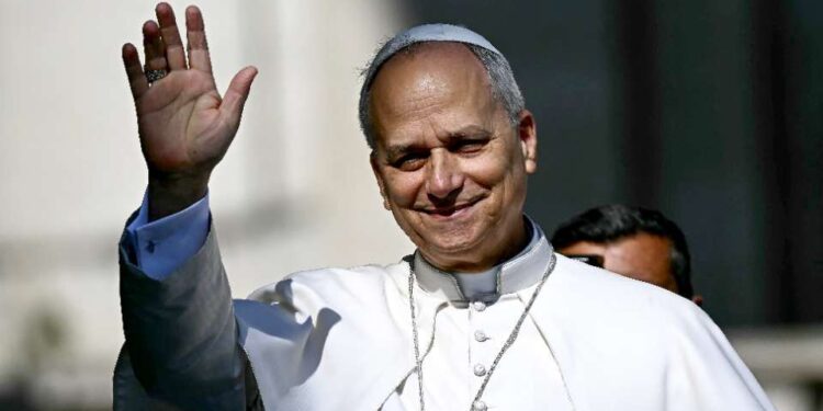 Pope remembers A-bomb victims, hails Armenia-Azerbaijan peace deal