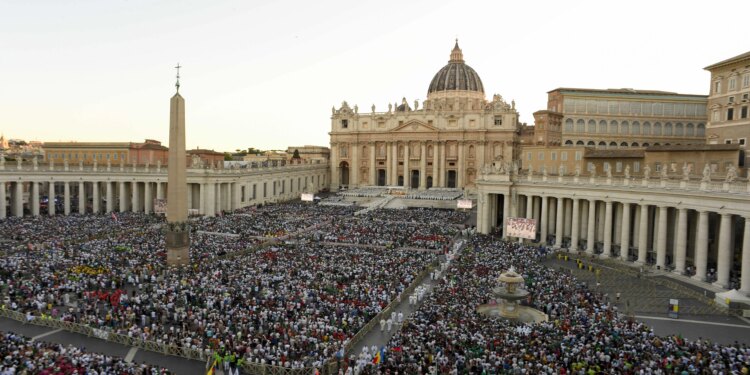 2 Syrian girls share ‘moving testimony’ at Jubilee of Youth event