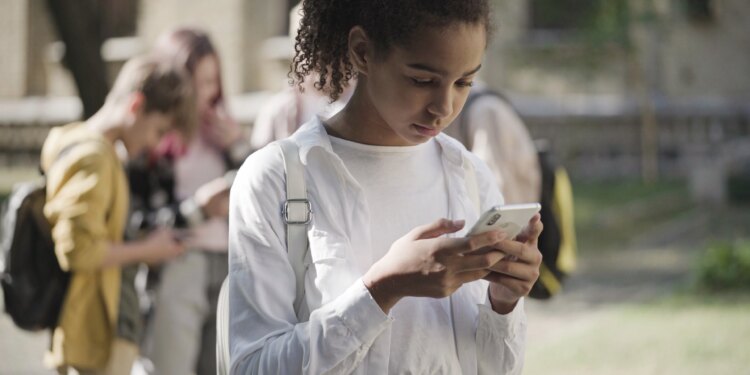 Laws to protect children from online exploitation passed by Senate