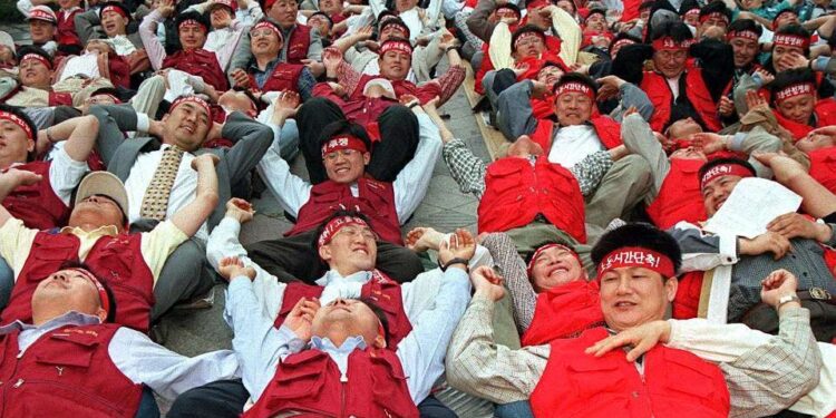 South Korean workers head home after US immigration raid