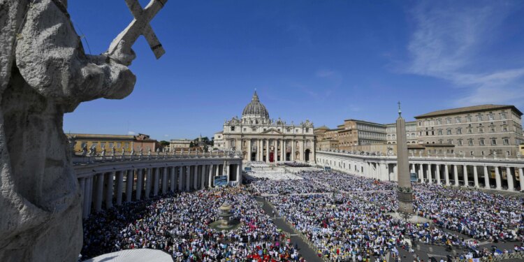 ‘Surge of enthusiasm’ among Catholics in Asia after St. Carlo Acutis canonization 