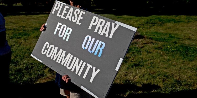 Shooting at LDS church in Michigan prompts Catholic solidarity, prayers 