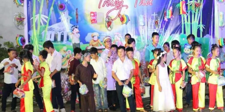 How Vietnamese Catholics embrace the Mid-Autumn Festival