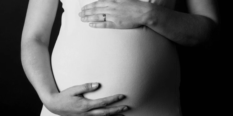 Cash aid for moms: Michigan program cuts infant poverty, boosts families