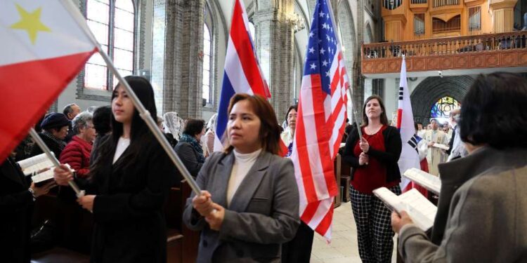 Korean Church marks 50 years of ‘sharing priests’