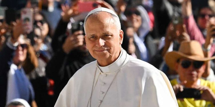 Pope: Church must not be 'silent' on migrants