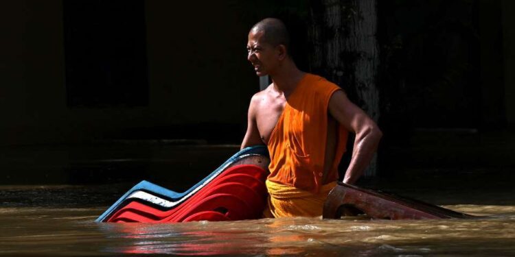 Typhoon, flooding displaces thousands across Cambodia