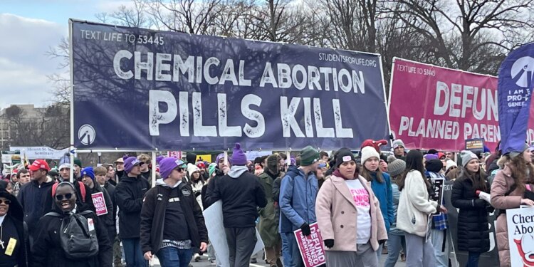 California law allowing anonymous abortion pill prescriptions endangers women, experts say