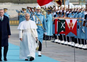 Pope Leo XIV lands in Turkey on first overseas trip