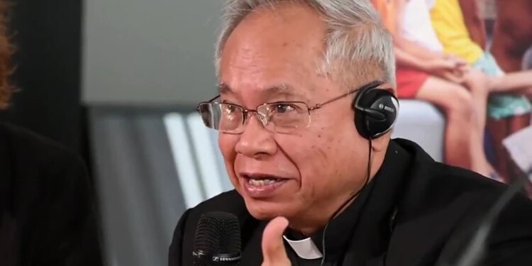 Philippine government honors Cardinal Orlando Beltran Quevedo for his efforts in promoting peace, hope