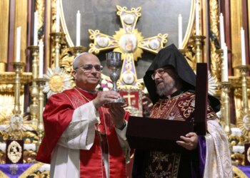Pope Leo XIV honors ‘courageous Christian witness of the Armenian people’ in Istanbul
