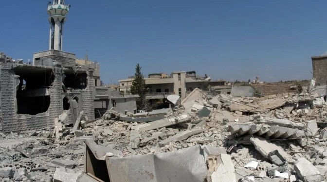 ‘The pope is traveling to a wounded country,’ Lebanese priest says