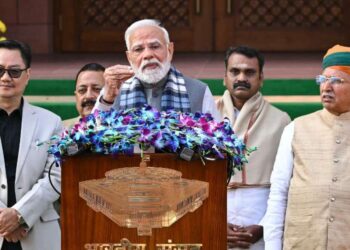 India withdraws mandatory government app after backlash