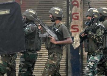 Pakistan lawyers face ‘judicial persecution’ for criticizing army