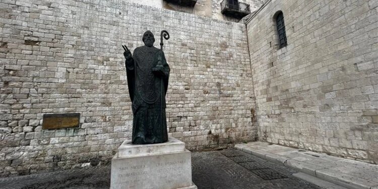 The saint of Christmas and ecumenism: Bari celebrates St. Nicholas
